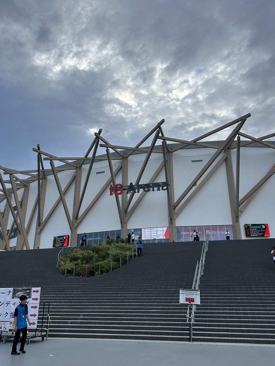 k33_dream's tweet photo. DETOX JAPAN TOUR FINAL 2026
ＩＧアリーナ。2日目。
スタンド席から見るアリーナのスタンディングも絶景でした。 https://t.co/f1byT2UVaL
