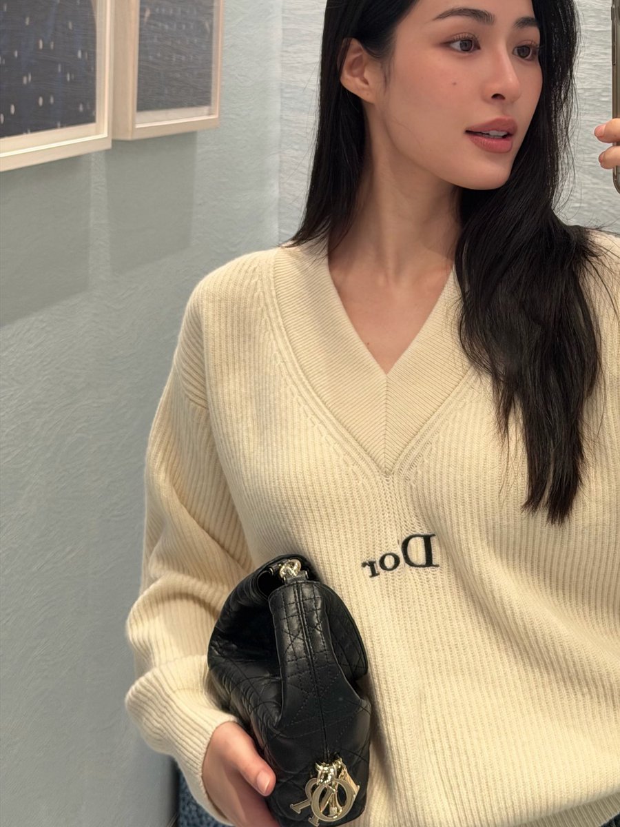 yawnsedits's tweet photo. the most beautiful woman 🫠 https://t.co/FvnL1x9hjZ