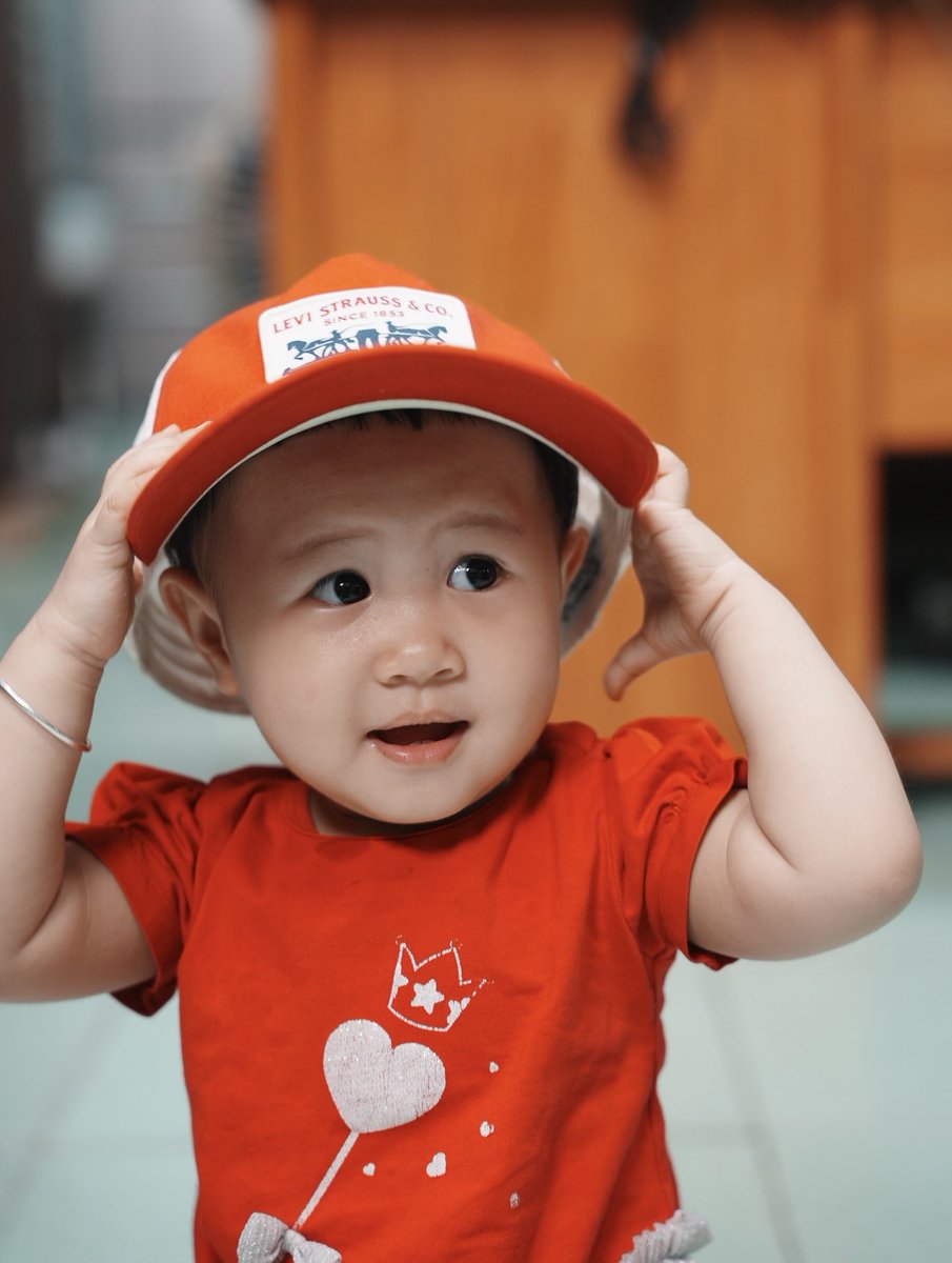 ThaiAudio's tweet photo. Sếp Nhí Lên Đồ. 🧡🧡🧡🧡🧡 https://t.co/l09M1nG6vc
