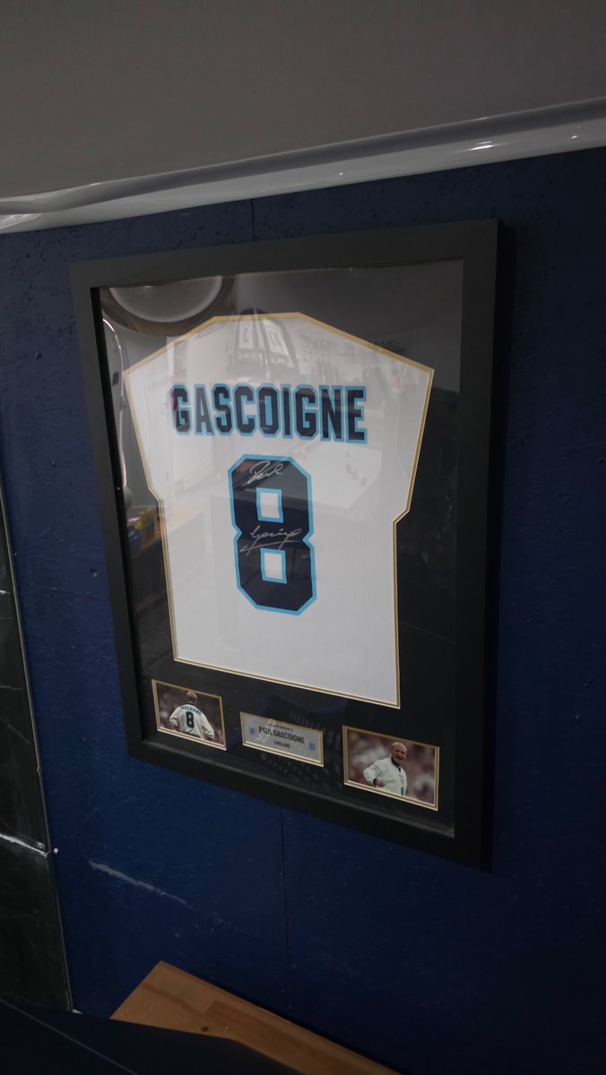 mrdc142's tweet photo. For Sale. 

Buffon shirt, Gascoigne shirt, Gerrard shirt (lights up led). Roberto Carlos Shirt.

All signed with certificate of authenticity. https://t.co/xAcOjDDKIK