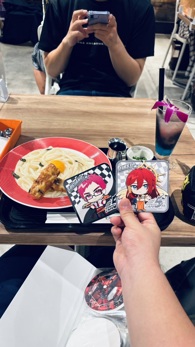 YoutubeNaoto's tweet photo. コンパスカフェ行ったよ〜
初めてブツブツ交換したり、話したりした！みんな優しくてまじでLove
#コンパスカフェ
#コンパス民
#コンパス民と繋がりたい https://t.co/6RBlf9F88i