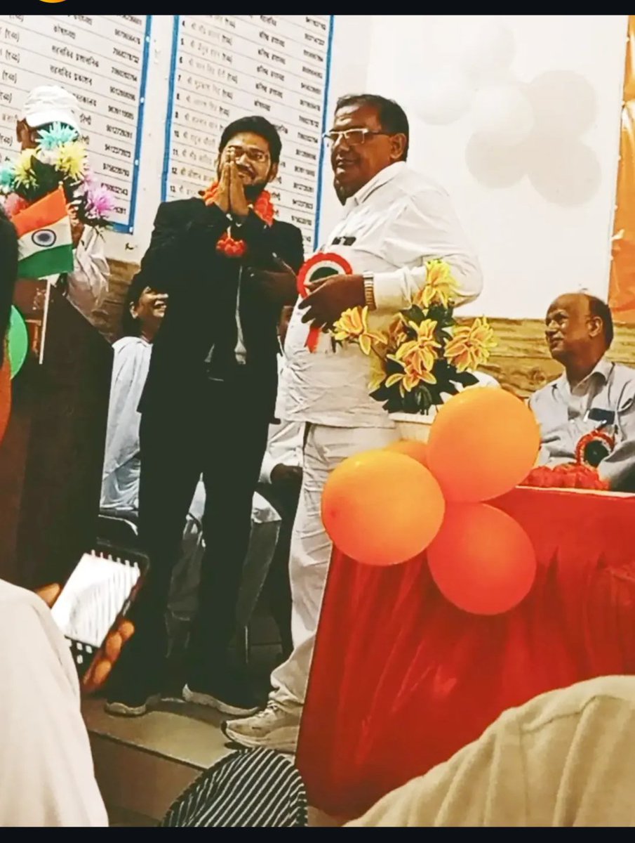 AdvSUHAILkHan's tweet photo. आज दिनाक 14/8/2026 को तहसील बार एसोसिएशन काठं मे #सहसचिव चुनाव मे #जीतकर
#शपथ #ग्रहण करते हुये ..
🙏🙏✌👌 https://t.co/QOO2LMDs9T