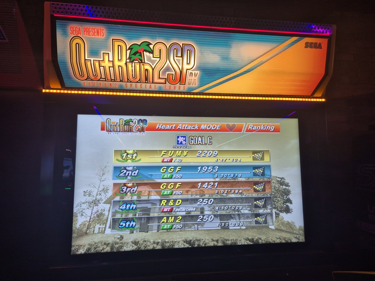 MrTomFum's tweet photo. Went to @TimelessGC and first thing i did was put some scores down for the day. Lovely stuff. #outrun2sp #sega https://t.co/NzRLva0EdE