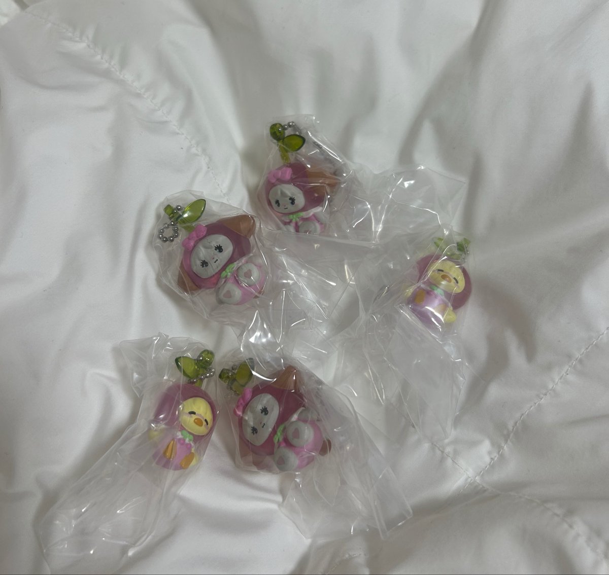 sara_ym59's tweet photo. mikko さくらんぼ 交換

求 ナッツ
譲スフレ、パフ

都内手渡し＞郵送  希望
お気軽にお声掛けください！

#mikko https://t.co/CVdDkRWKD7