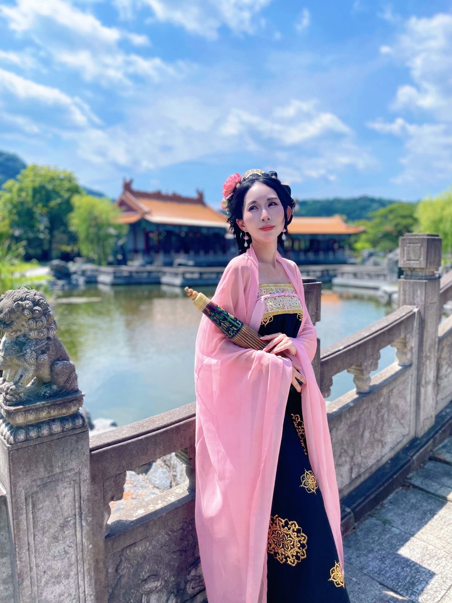 oboro_zukiyo's tweet photo. 七星橋𓂃 𓈒𓏸❁⃘　

photo:母
#漢服 #燕趙園 https://t.co/Yqdkv5Zhn7
