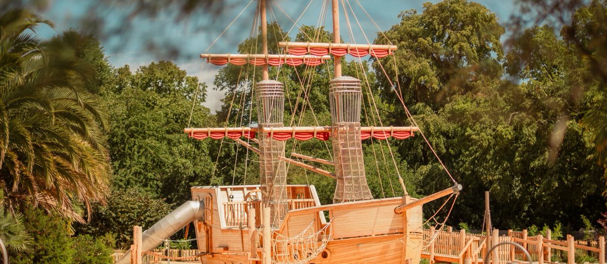 lasuitewest's tweet photo. The Diana, Princess of Wales Memorial Playground has reopened after a £3 million transformation.
We have family rooms available a short walk from Kensington Gardens
#summerholidays #familyhotel #princessofwalesmemorialgarden #summervacation https://t.co/0FNIBevUoE