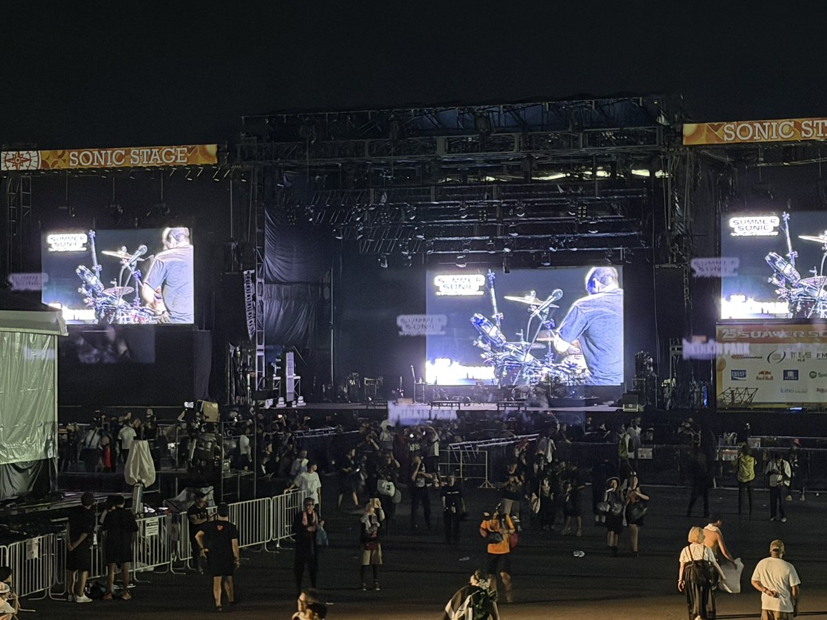 HIROMETAL2's tweet photo. BABYMETAL優勝🏆
#BABYMETAL
#サマソニ大阪 https://t.co/gbv3rRgGi9