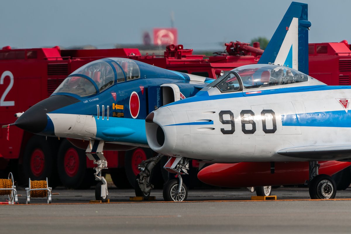 ArgusGOLD's tweet photo. 2010/10/18
浜松基地
Nikon D300S + AI AF-S Nikkor ED 600mm F4D II（IF）

#お盆だから退役した航空機貼る
#浜松基地
#ブルーインパルス https://t.co/98IYiaI3Vs