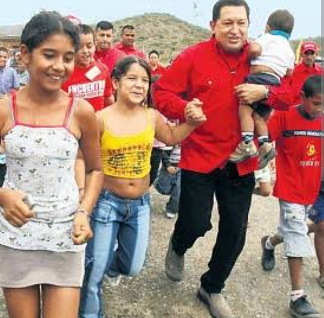 RioCrecido_ven's tweet photo. 🇻🇪 ¡La juventud venezolana firme y leal! Mantenemos vivo el legado del Comandante Hugo Chávez y el respaldo absoluto al presidente Nicolás Maduro. https://t.co/IrF3XBEPhh