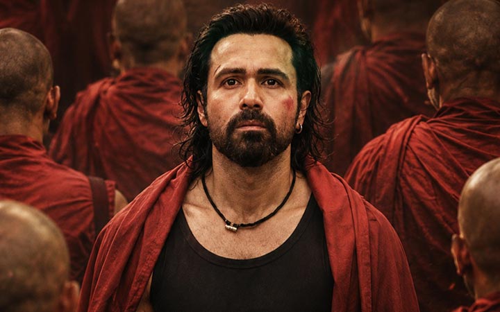HimeshMankad's tweet photo. Friday's like this make the industry happy. A surprise, which most didn't see come their way. 

#Awarapan2 has taken over the cinema-halls all across, and marks the return of #EmraanHashmi, who almost ran an alternate industry in 2000s and early 2010s. 

Rs 20 crore on opening day, and this is certainly the beginning towards the journey of hitting a century at the box office.

Congratulations to the entire team - #EmraanHashmi, #DishaPatani, #VisheshBhatt, & #NitinKakkar on delivering a BIG HIT!