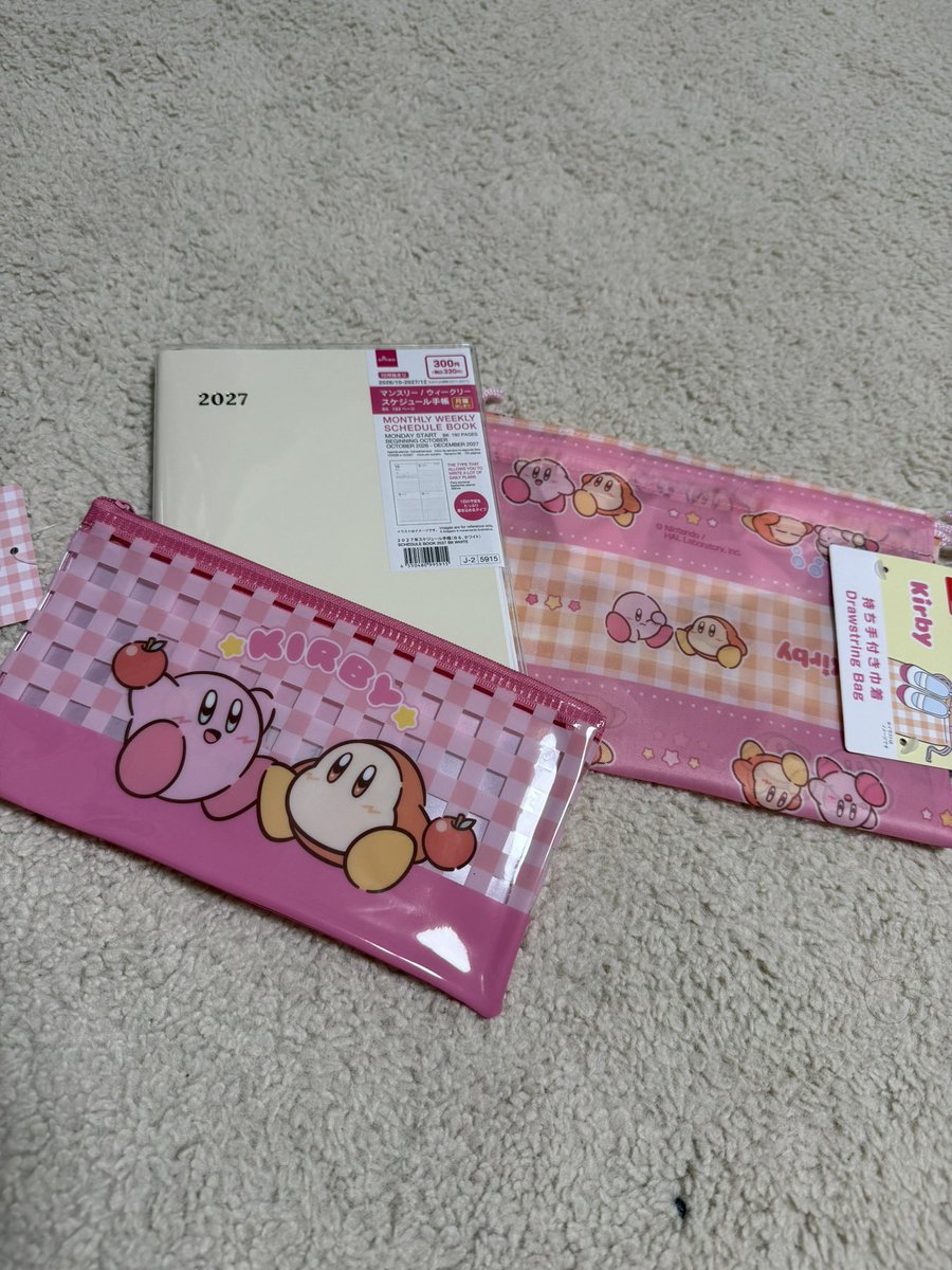 ariari1031's tweet photo. ウワサのコスパ良い手帳‼︎
カービィめちゃかわ
#ダイソー https://t.co/6mVM7QlTIA