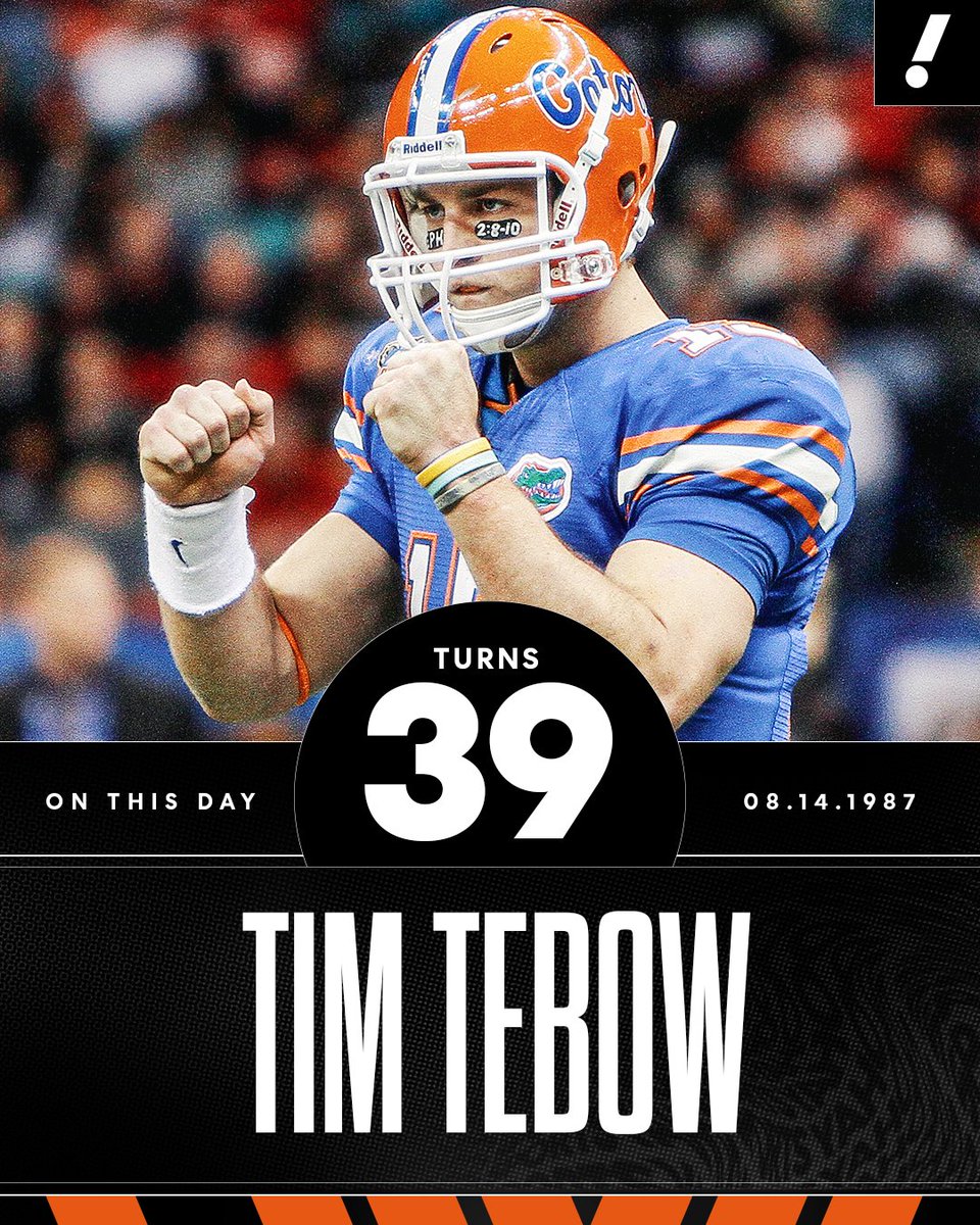 YahooSports's tweet photo. Florida football legend and former NFL QB Tim Tebow turns 39 today 🐊

▪️ 2x BCS National Champion
▪️ 2008 BCS National Championship Game MVP
▪️ 2007 Heisman Trophy Winner
▪️ 2018 Florida Football Ring of Honor
▪️ Consensus All-American (2007)
▪️ First-team All-American (2008) 
▪️ Second-team All-American (2009)