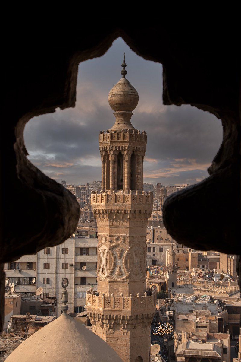 AlftyAland49380's tweet photo. قصيدة مملوكية معلقة في سماء القاهرة! https://t.co/Oyv8gtsJVz