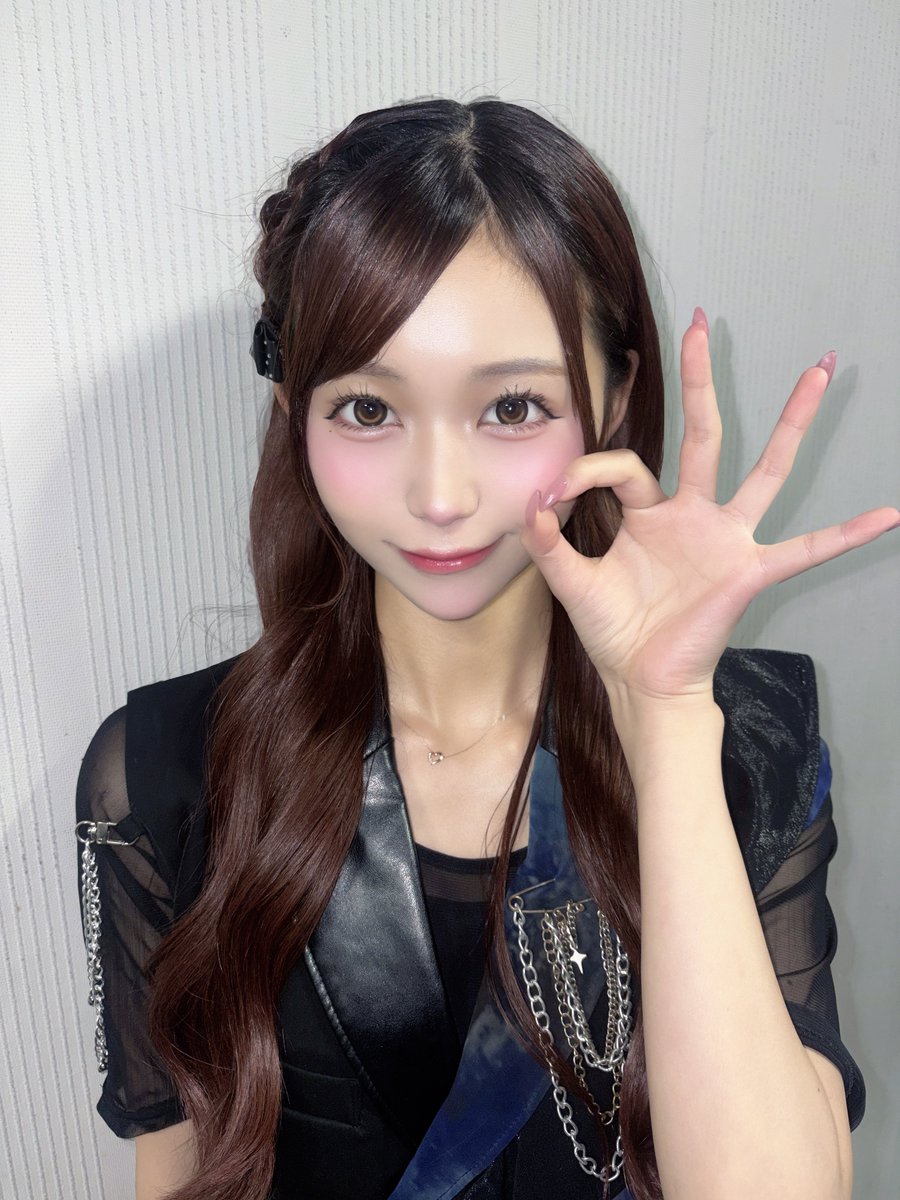 NICO_whsp's tweet photo. 大阪ほん𝑴𝑶𝑵𝑬𝒀だ~いすきやで~ ❤︎alt

明日は愛知県アスナル金山にて
#ホワスピサマー フリーイベント❕
大阪を愛したので次は愛知を︎︎✌︎︎︎❤︎#ホワスピ https://t.co/SPpJ9sjHGd