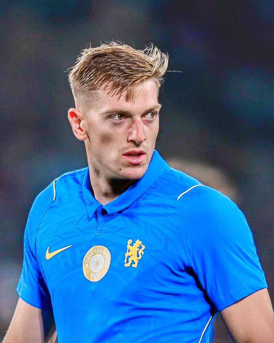 FansTribeHQ's tweet photo. 🚨⏳ EXCLUSIVE: Como are making an aggressive initial approach to sign Liam Delap as the Italian club knows the Chelsea connection is strong, and they are ready to strike in the final two weeks of the transfer window🤔🔥
#CFC #Chelsea #LiamDelap #Como #TransferNews https://t.co/ntTElJv2g9