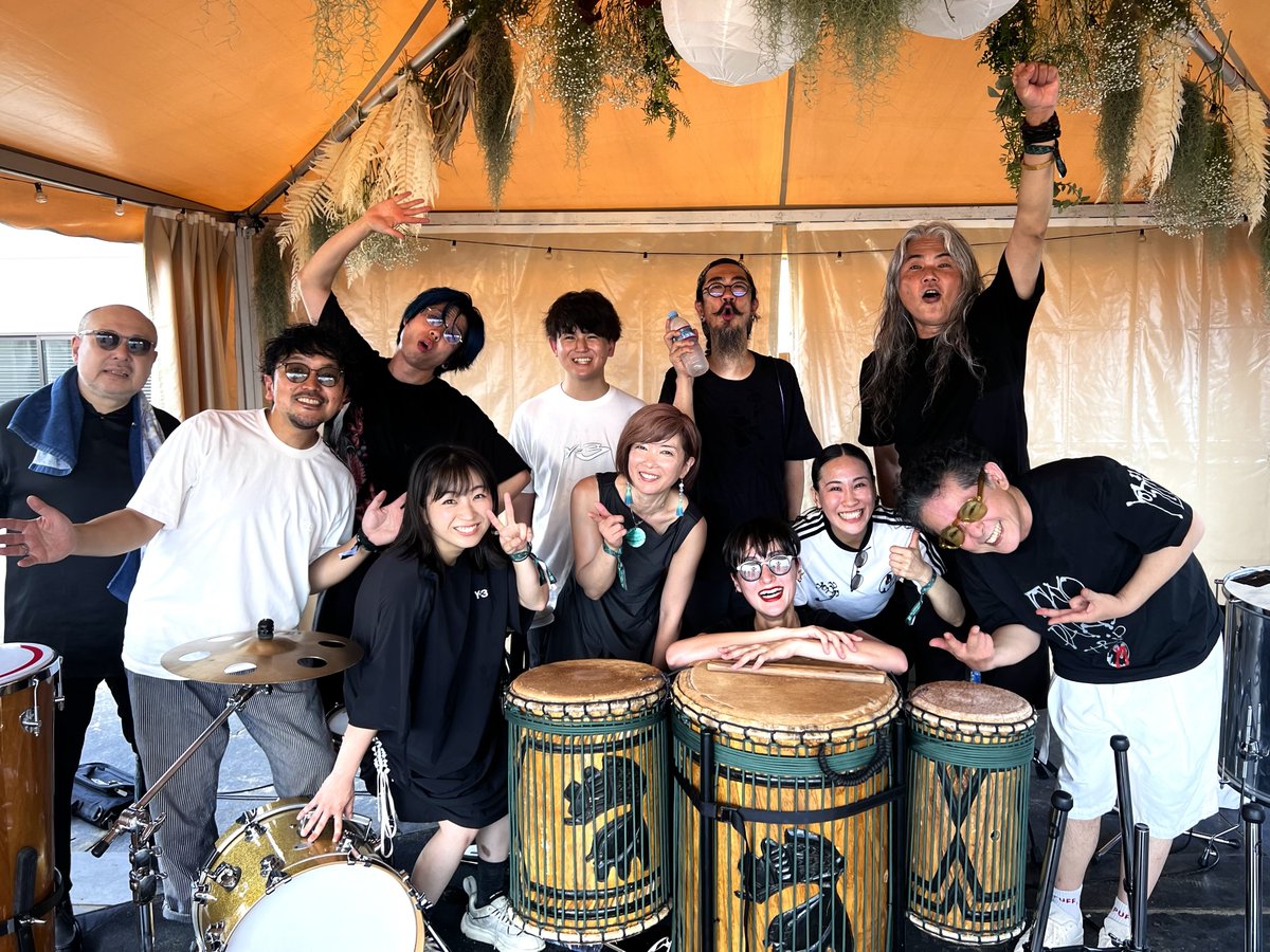 eltempoOFFICIAL's tweet photo. SUMMER SONIC 2026
ありがとうございました🏖️🪘

@summer_sonic Billboard Beach Stage、最高の時間になりました。
一緒に踊ってくださった皆さま、ありがとうございました！

またお会いしましょう。

#eltempo #SUMMERSONIC #サマソニ https://t.co/Ka6rNjn1Pu