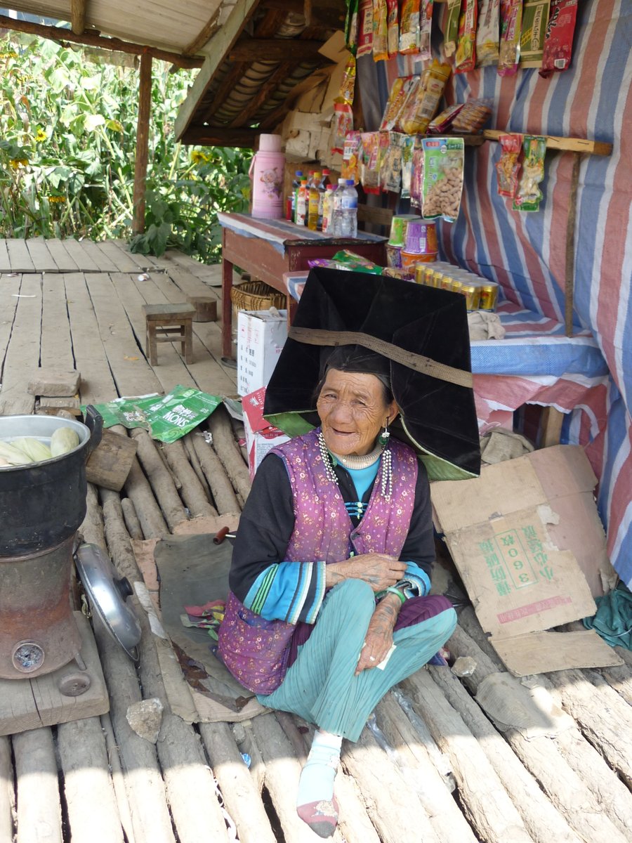 lornahunting's tweet photo. A happy time remembered - taken on the Burma Road August 2011. This grand lady was sitting in the shade when we passed through. Delighted to remunerate her for the pose.
#china #BurmaRoad #Happyday
https://t.co/UhGDp47Zsa https://t.co/5DI5B7AXm1