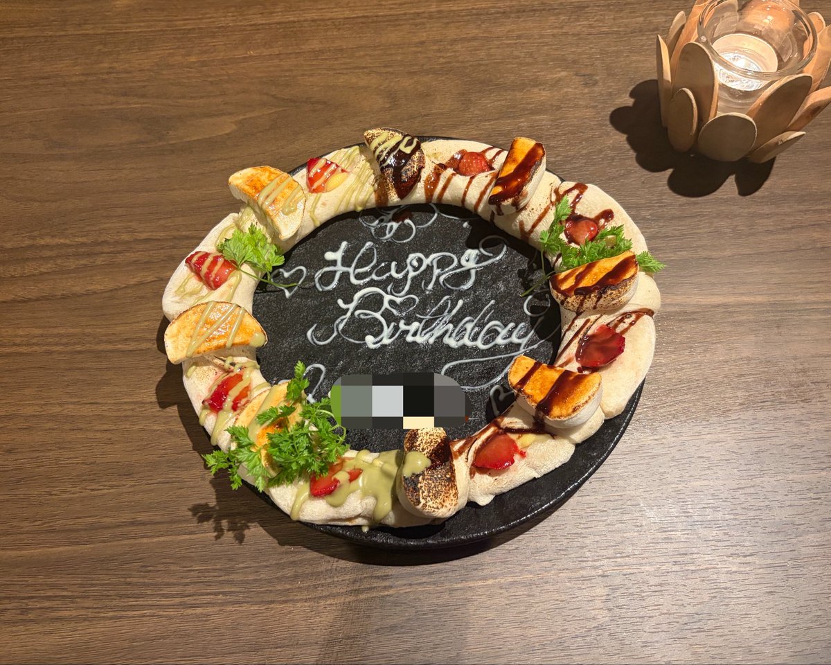 00572_Azusa's tweet photo. 大好きな幼馴染2人に一足早くお祝いしてもらいました！！！

2人ともありがとう♡♡ https://t.co/DJ86wr5Rgb