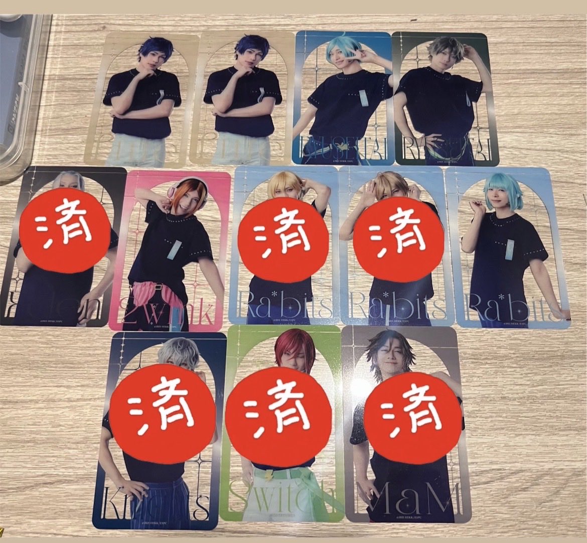 krtk111m's tweet photo. 【交換】 あんステ 10th Anniversary LIVE ライブ ランダム クリアカード

譲）弓弦　奏汰　翠
　ひなた　創

求）日和　茨　凪砂　
　英智　敬人　凛月

8/15 or 8/16 現地手渡し

検索からでもお気軽にお声掛けください。 https://t.co/gMnamLzKFp