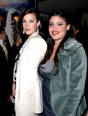 RoderichJS's tweet photo. @zorakbr Essa é a irmã dela, a Mia Tyler. https://t.co/0sORqiQvoI