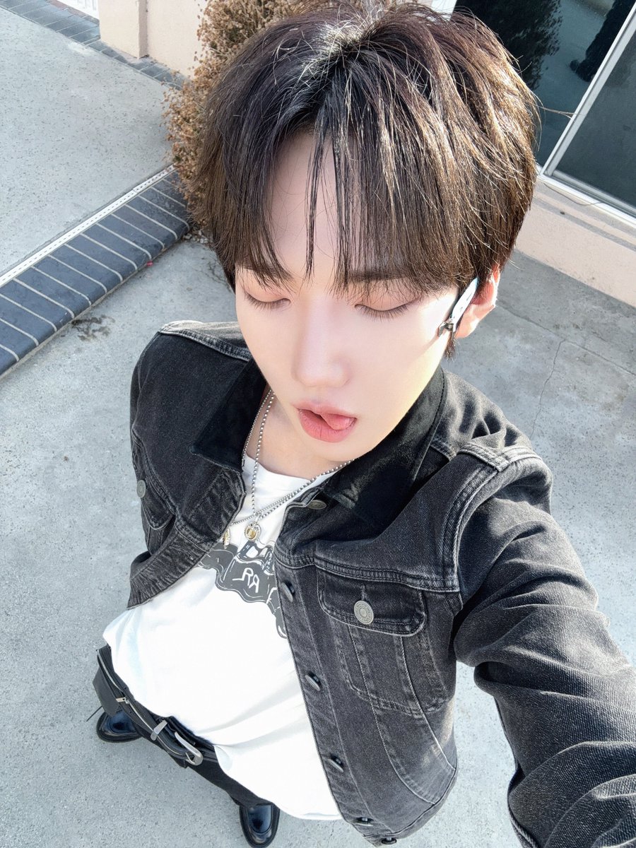 KEYVITUP_inkode's tweet photo. [#현민]

🌴✨

#HYUNMIN #현민 
#KEYVITUP #KVP #키빗업 https://t.co/kAKK9lagq6