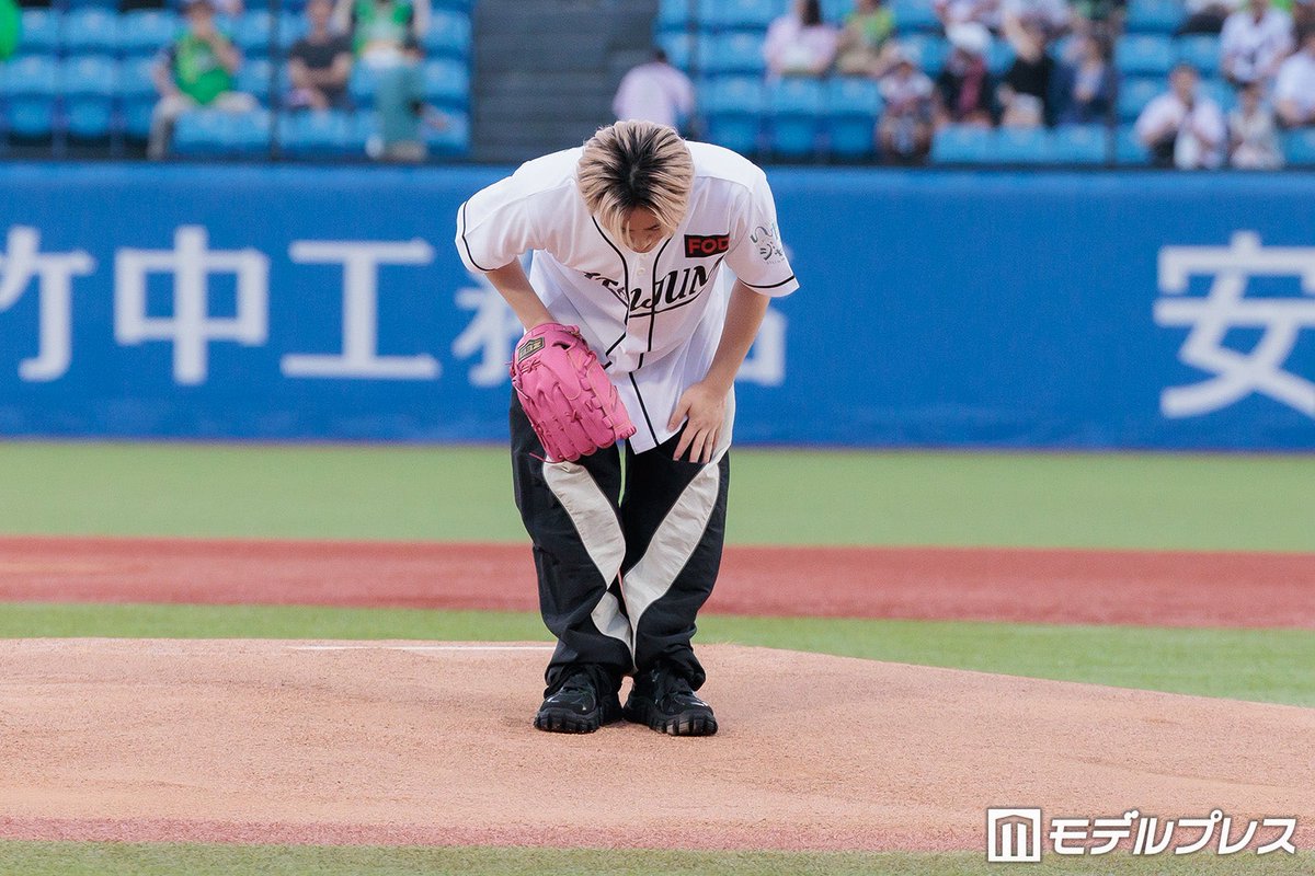 modelpress's tweet photo. 【写真追加📸】Hey! Say! JUMP知念侑李

「『プロ野球観るならFODナイター』ファーストピッチセレモニー」
https://t.co/ehdbKMTgC6

◽️初挑戦に悔しさ
「情けない投球になってしまった」
◽️「いたジャン！」はグループの空気を楽しめる https://t.co/TFtvDMspuD
