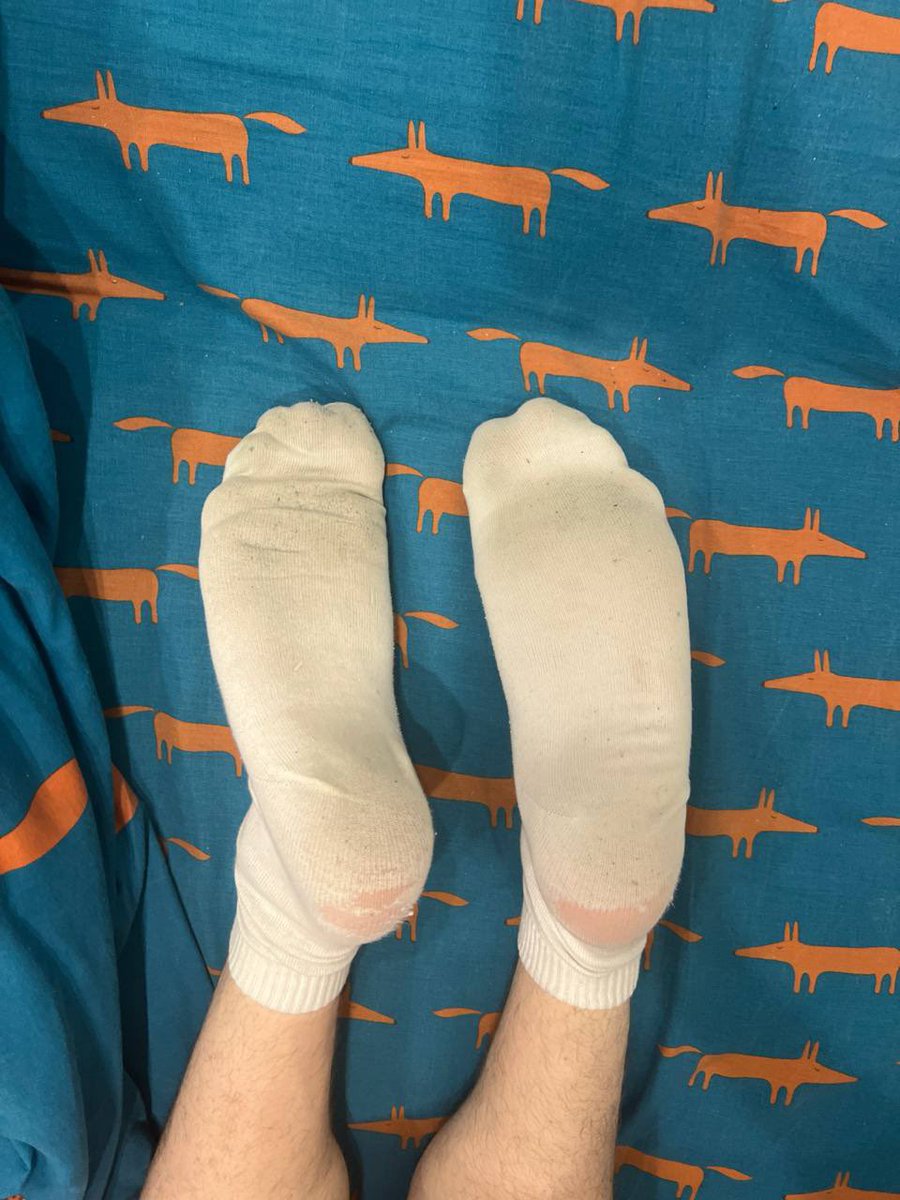 teengodmartin's tweet photo. F@g Tax Friday😵‍💫

Keep working for my big feet boys😂
While you work I just chill and enjoy everyday 💸 https://t.co/OoA6Hcu81f