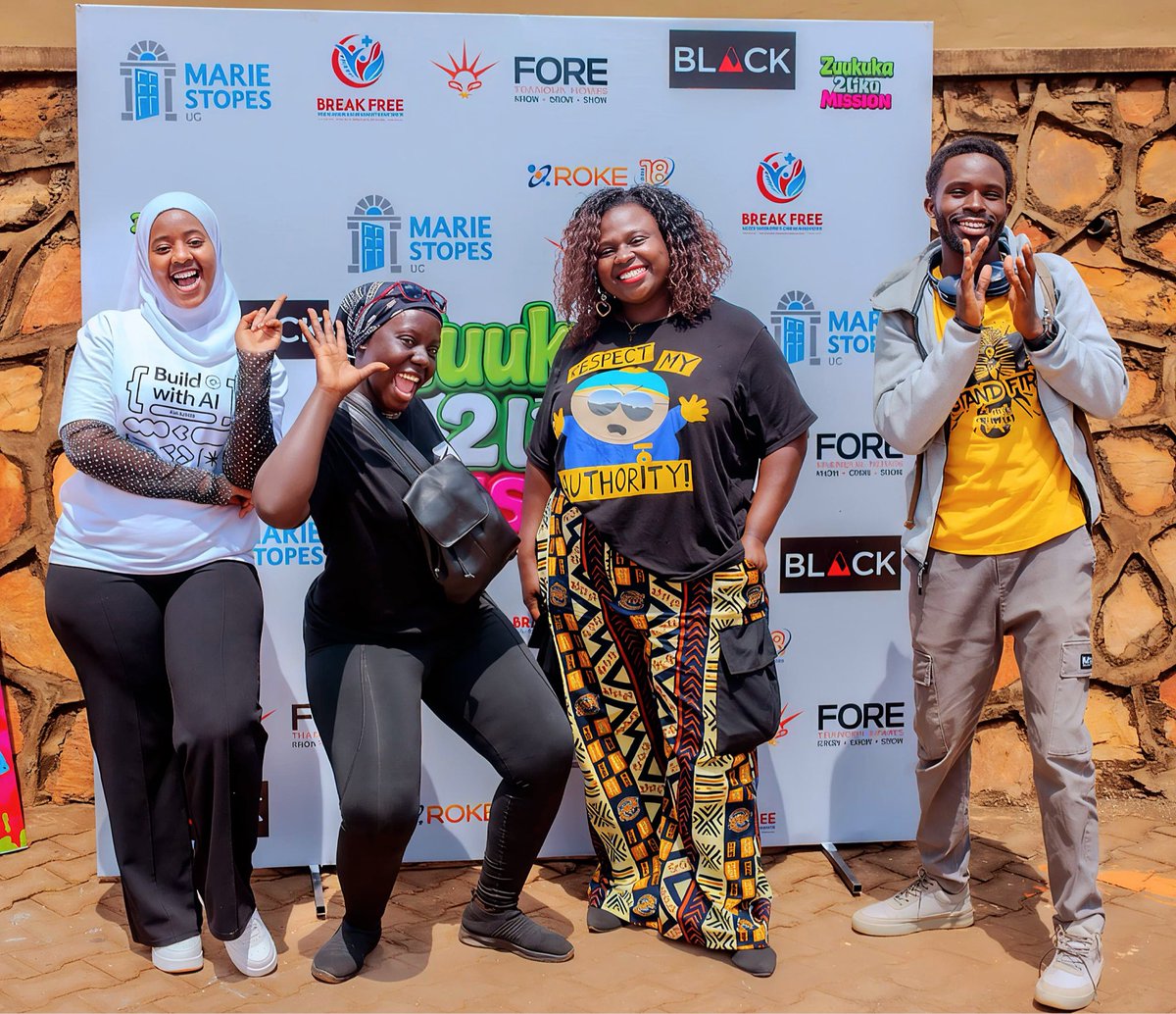 SmartKuStatus's tweet photo. A flashback to the @Zuukuka2Liku event where we were reminded us that HIV awareness doesn't have to be about fear.

It can be about knowledge, confidence, peace of mind and positive action.

That's #SmartKuStatus.

**Knowledge over fear. Always.** 🔴

#TurningUpWithPurpose https://t.co/LCiGZbTQoe