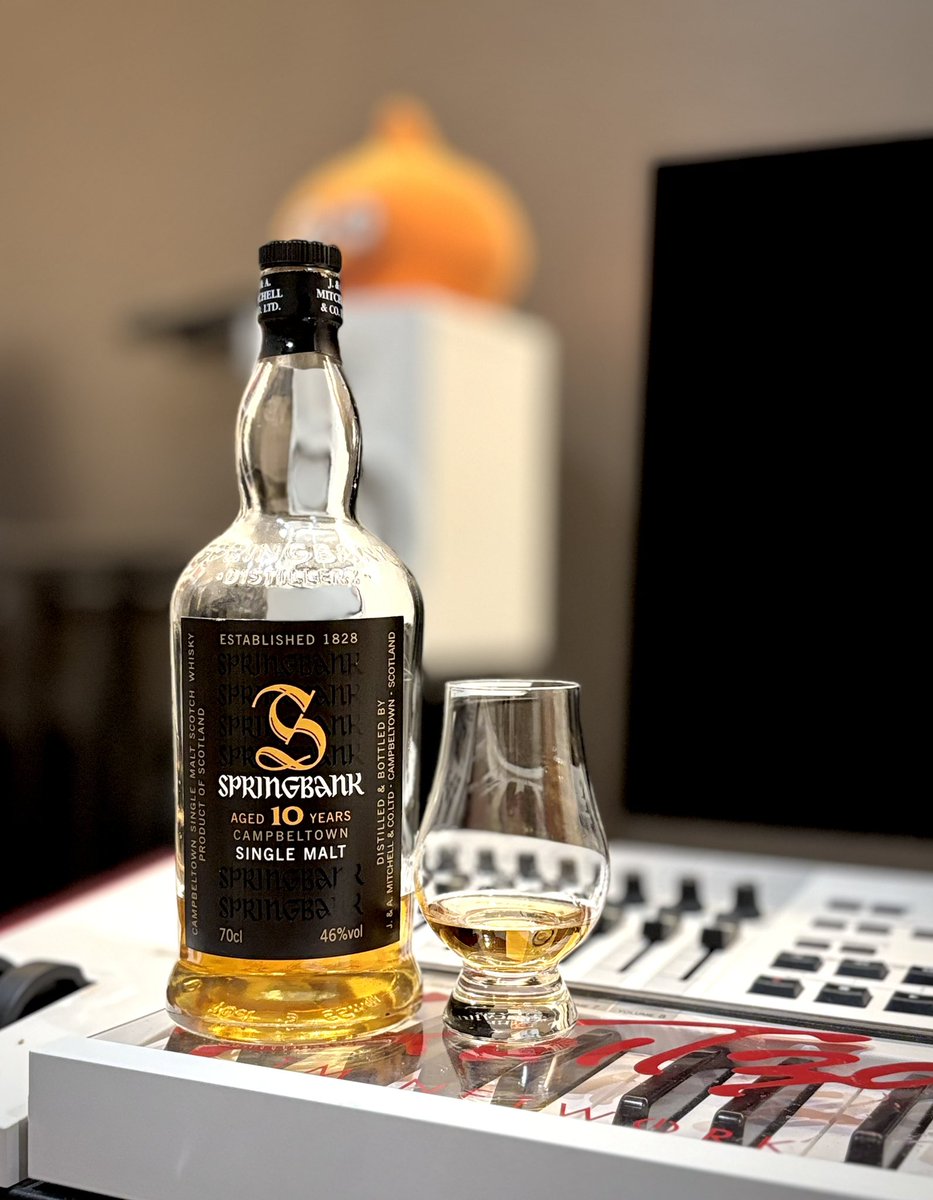 今夜の食後は、スプリングバンク10年旧ラベル🥃 濃厚なバンクらしい