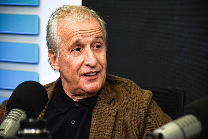 Buysan's tweet photo. 🗣 "No me gusta dar vueltas: lo único firme es la candidatura de Juan Pedro Damiani. Tengo entendido que Jorge Barrera va a participar de alguna manera. Juan está trabajando mucho y formando su equipo"

➡️ Alejandro Ruibal en @elespectadoruy

📻 810 AM · 92.5 FM
▶️ https://t.co/daFMS5ETan