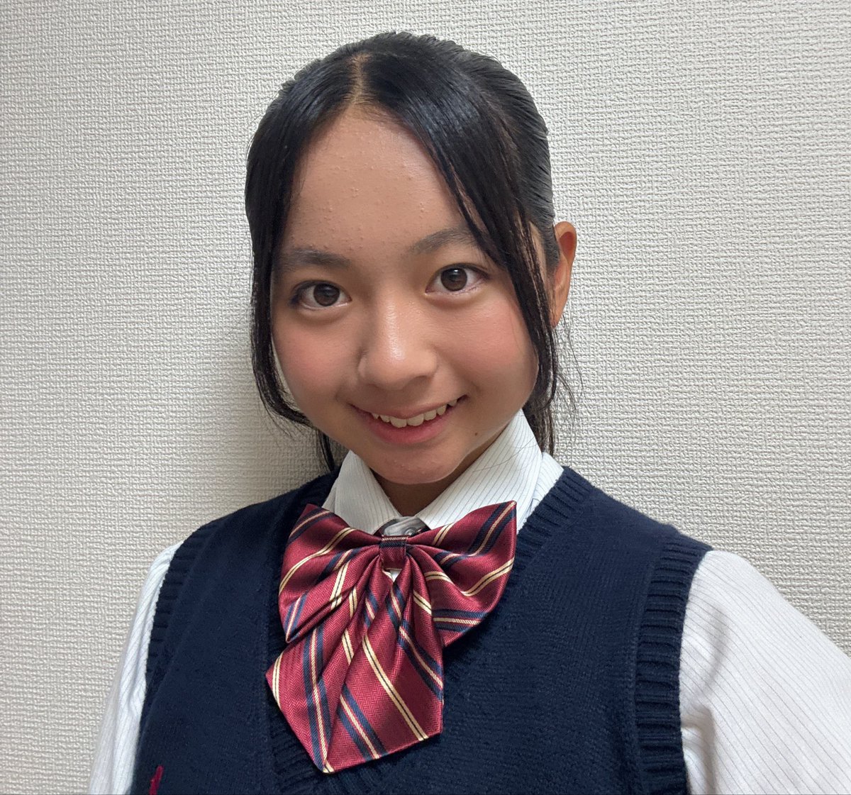 8shk9p's tweet photo. 🎀JCミスコン2026参加中🎀

中学3年生のななこです🥥🎀
ニックネーム･･･ココナッツ
名前･･･ななこ

第三次審査がスタートしました🙌
この投稿のリポスト数の多い人がセミファイナリストに選ばれます💕
リポスト&amp;引用リポスト
よろしくお願いします🙇‍♀️

期間は8月23日まで🙌

#JCミスコン https://t.co/mXpakCAHpQ