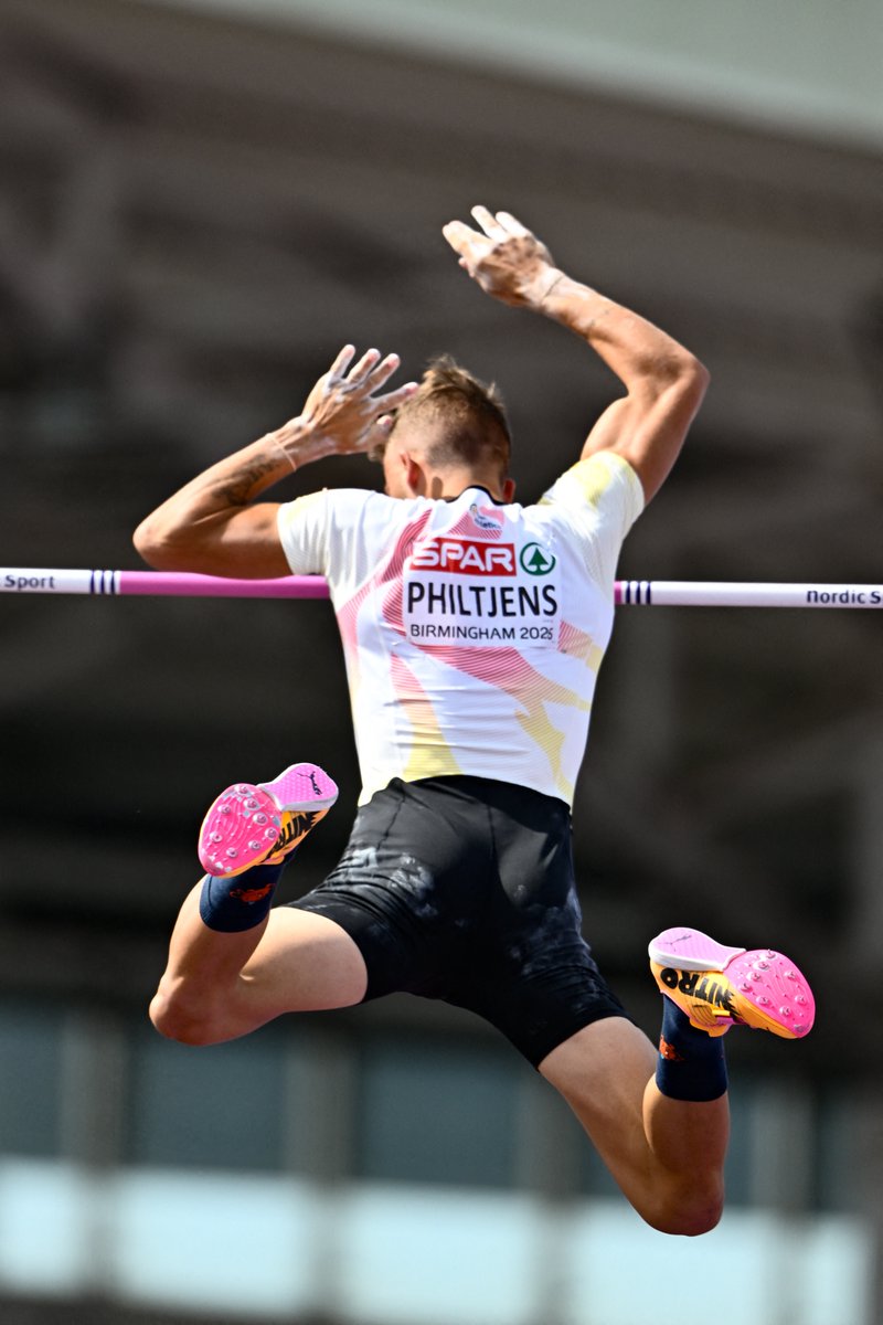 birmingham2026's tweet photo. One and done for Mondo 😮‍💨

Mondo Duplantis needs just one attempt at 5.60m to qualify for the men's pole vault final 👏

#Birmingham2026 https://t.co/zpPwwdSKqz
