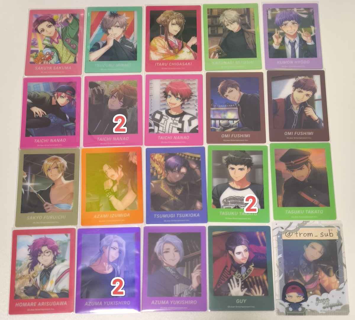 trom_sub's tweet photo. 【交換･譲渡】A3! ぱしゃこれ 特典

▶譲
咲也、綴、至、シトロン、千景、幸、一成、九門、太一、臣、左京、莇、紬、丞、誉、東、ガイ
定価+送料 ※画像③のみ

▶求 各1
画像③ 箔 十座 
⭐同種 万里
>> 異種 十座
定価+送料 ※画像①のみ

◇箔1につき①②から3点まで提供可
郵送･手渡し(リトリン) https://t.co/E4kVXBp9Bo