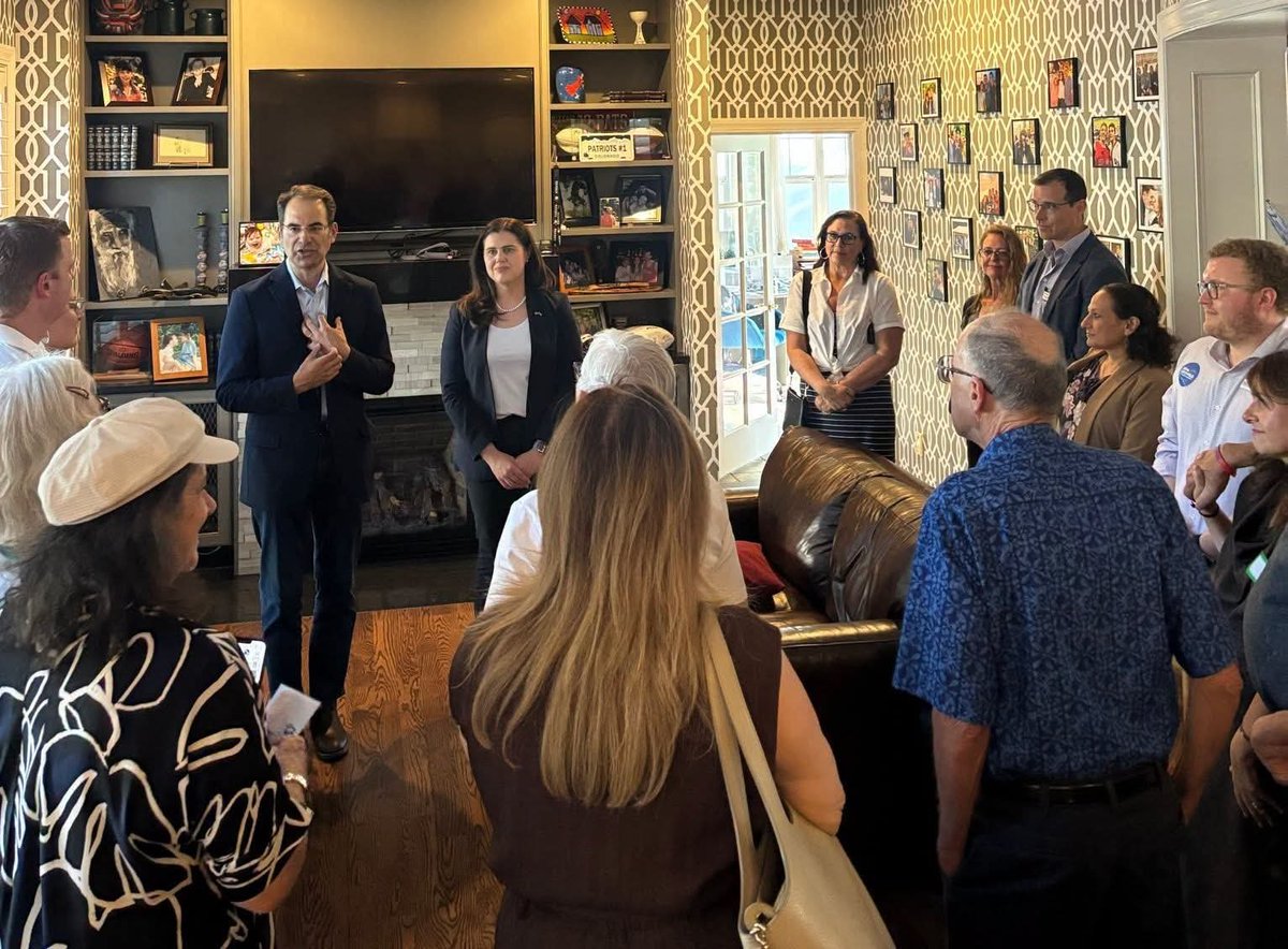 jeffhunt's tweet photo. Fascinating to me that Colorado Democratic candidates have tiny audiences, get ratioed bigly every time they post online, and yet continue to win elections.
Things that make you go hmmm. https://t.co/Wi97K4VDvy