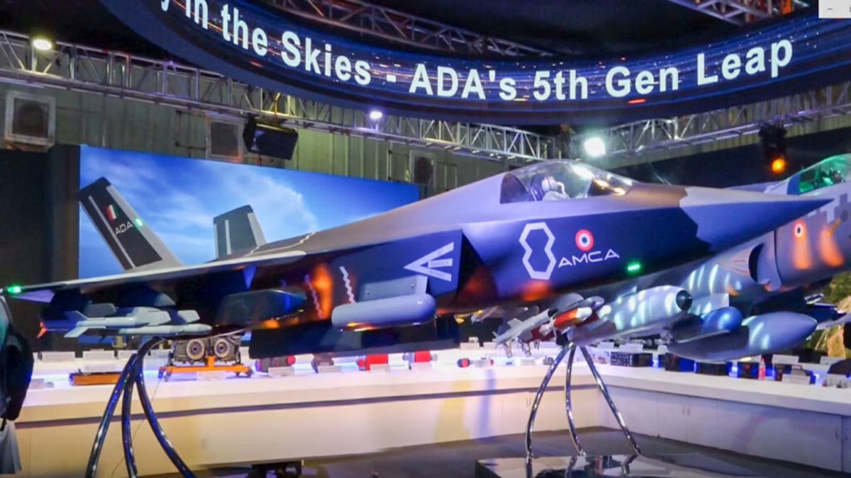 CNBCTV18Live's tweet photo. #JustIn | #RelianceInd & #RollsRoyce Announce Strategic Intent To Partner & Develop Indigenous Combat Engine
👉Co & Rolls-Royce Will Explore Formation Of A Dedicated Aerospace Gas Turbine Complex
👉Aerospace Gas Turbine Complex Will Be A CoE For Power & Propulsion Tech In India
👉Alert: CoE Is Centre Of Excellence
👉Partnership Will Offer A Proposition For Joint Development Of #AMCA Engine In India