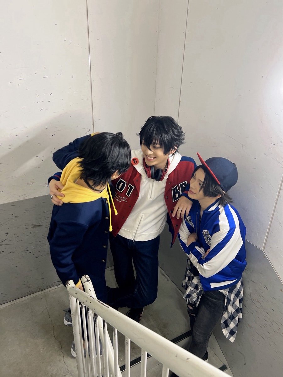 bmk_kempa's tweet photo. #ヒプステ 
Jam Tour大阪公演初日
ありがとうございました🎤

ついに来たぞー！！
東京公演から時が経ち、またみんなに会えることに喜びを感じまくってます🤟🤟

明日で終わっちゃうんですが、最後の1秒までかましまくります！

またあした！

#山田二郎 https://t.co/ogZOVfAHRw