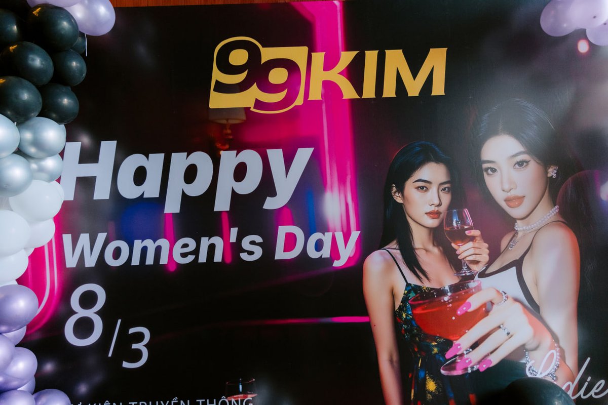 KIM88Trangchu's tweet photo. 99KIM RỰC RỠ TRONG TỪNG KHOẢNH KHẮC.  Một đêm sự kiện tràn ��ầy năng lượng với âm nhạc, ánh sáng và những màn trình diễn cuốn hút. Từ sân khấu sôi động.  #99KIM #99KIMEvent #SuKien99KIM #HappyWomensDay #Event #Music #DanceShow #DJ #KhoanhKhacDangNho #GiaiTri https://t.co/5IPLAlwdVt