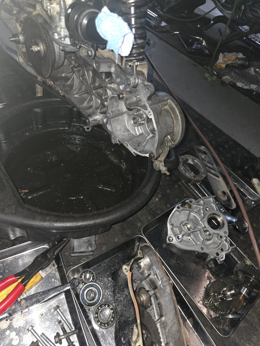 Korosuke01123's tweet photo. スーパーDIO　
納車前整備
ファイナルギア周辺のベアリング・オイルシール交換✨
キャブOHにベルト交換
ウエイトローラー
スライドピース
ドライブベルト
オイルレベルスイッチ交換
外装コーティング
ありがとうございました🍀😌🍀 https://t.co/INdlsCtFY6
