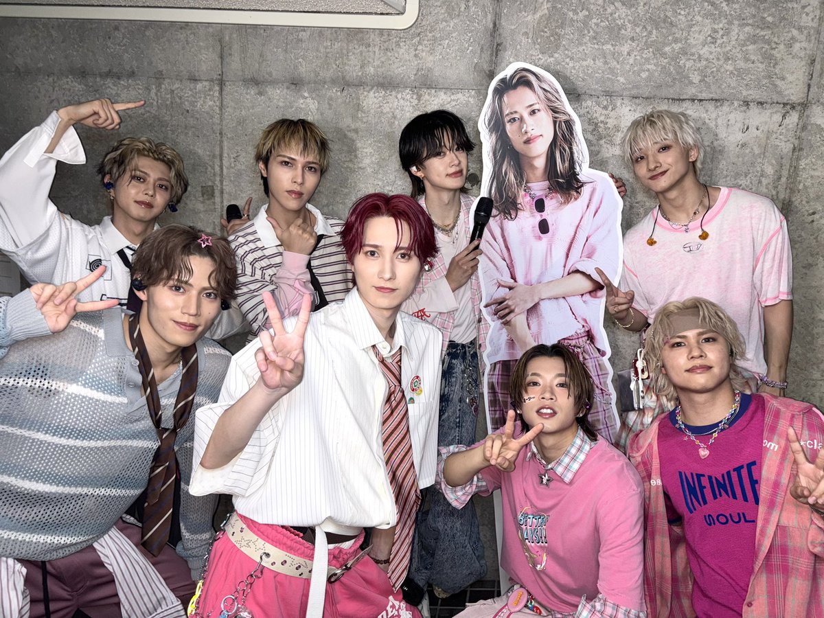buddiis's tweet photo. 「EBiDAN THE LIVE 2026 15th Anniversary 2学期」

お越しいただいた皆さま、
配信をご覧いただいた皆さま
ありがとうございました！🦐🌟

2日目限定のシャッフルや選抜などいかがでしたでしょうか？🕺
3日目以降もお楽しみに！

#BUDDiiS 
#Yes_EBiDAN15th https://t.co/QgAidAwBFc