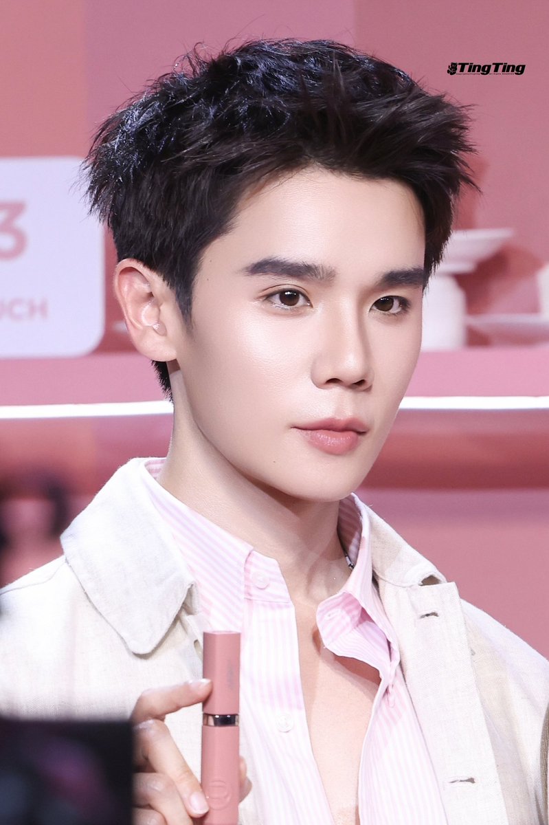 tingtinglailo's tweet photo. 260814💜🥑🧸

Jo please i want this hair style🥹

NUDE WITH JIMMYSEA
#LOrealLaqueNudexJimmySea https://t.co/UTWe5nVHxR