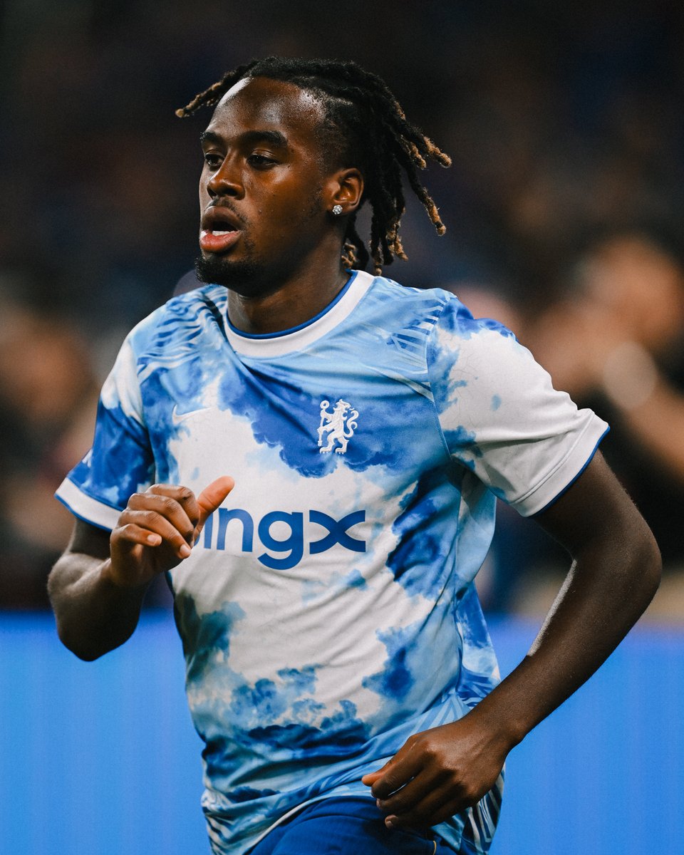 ChelseaFC's tweet photo. Shop our brand-new pre-match range. 💙💨