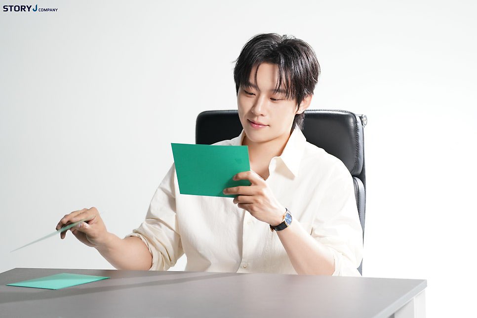 memoriescene's tweet photo. 라프로익 성철이 진짜 몰까
너무 아름다워 https://t.co/oMl7XCT9Hm