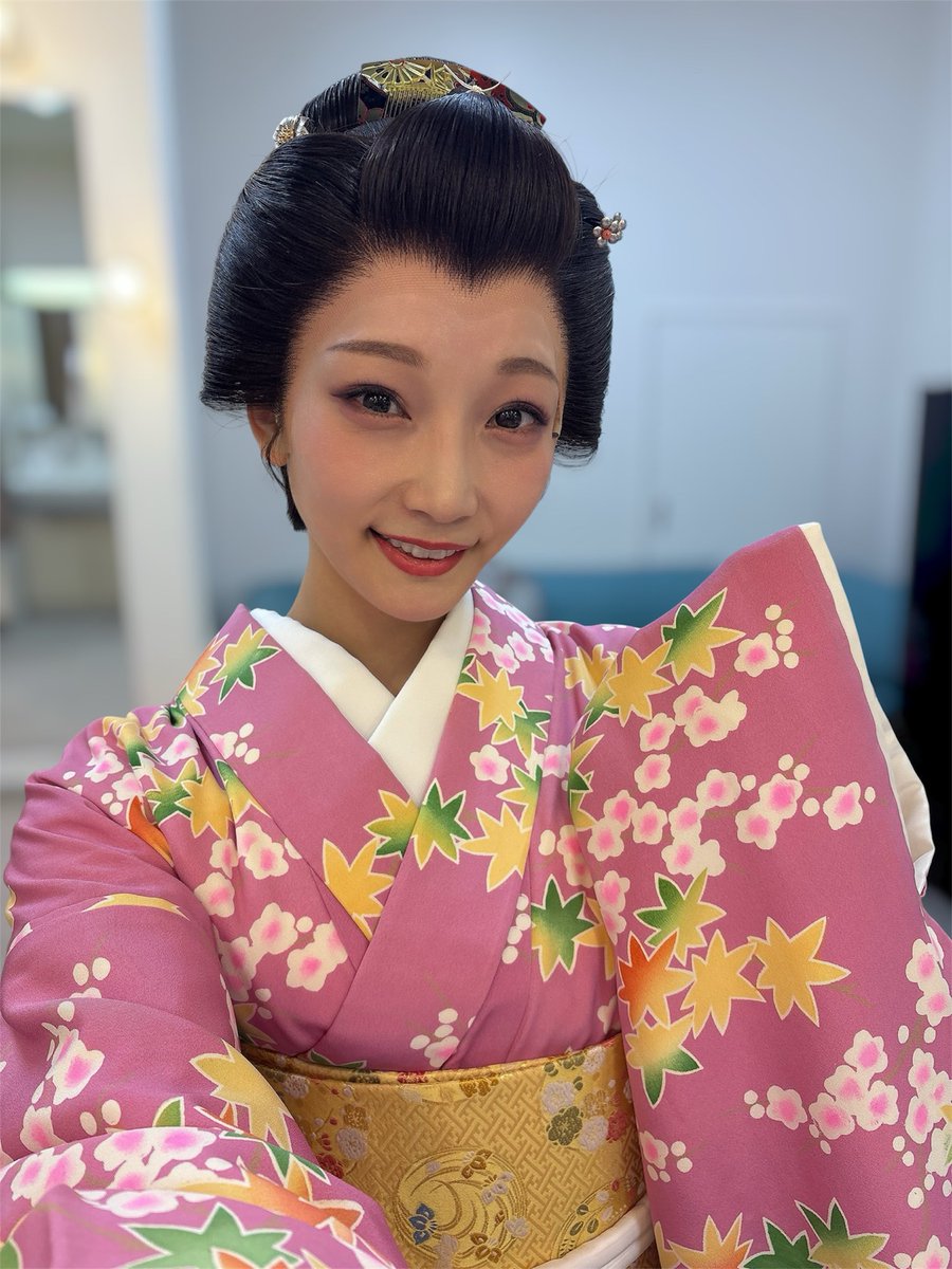 michiruirodori's tweet photo. てらこや青義堂 師匠、走る
初日の舞台が無事終了しました！
てらこやメンバー、誰一人欠けることなく怪我なく、千秋楽まで駆け抜けて参りたいと思います💨
頑張るぞーっ！！🔥🔥🔥
#てらこや青義堂師匠走る
#彩みちる
#睦月 https://t.co/lr3UAdHQGK