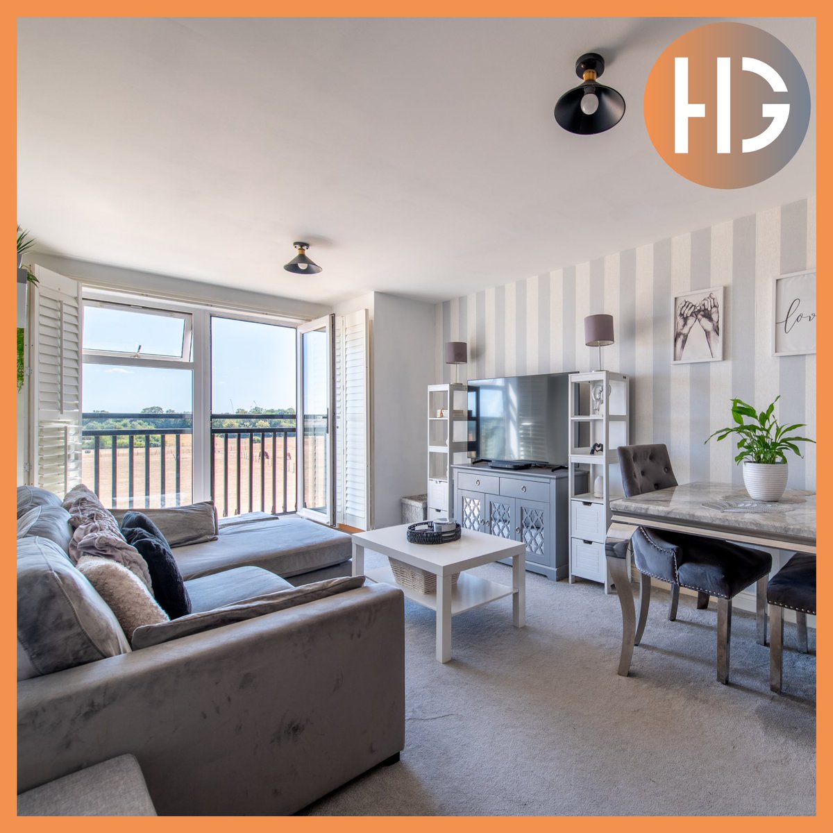 ThehomesGroup's tweet photo. New Listing - Crayford
With direct views of horseโs fields and offered for sale with no chain this first floor one bedroom flat is the perfect first home - link ๐ฝ
https://t.co/hfeDpEvq2n
#property #views #firsthome #houseprices #justlaunched #buy https://t.co/gKUqXmXg50