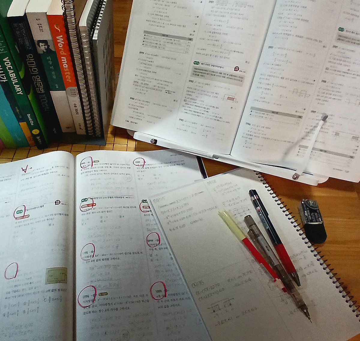 someofa_'s tweet photo. #studytwt 아직도 공수1중인데 죄책감이없어요(왜?) https://t.co/keaXo962o5