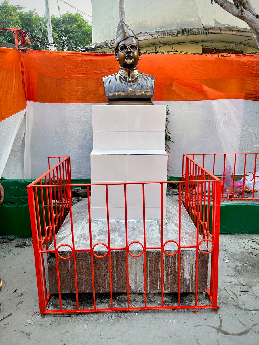 BJP4Bengal's tweet photo. Netaji’s name must not be used for the politics of lies and deceit. A dilapidated statue of Netaji Subhas Chandra Bose was restored, and photographs of the restoration are now being deliberately circulated as a false story of vandalism.

The people of West Bengal will not be misled by such petty politics using the name of one of India’s greatest patriots. Those who allowed our heritage to decay for years are now spreading misinformation about its restoration. Netaji’s legacy deserves respect, not political exploitation. Protecting Bengal’s heritage and pride remains our commitment.