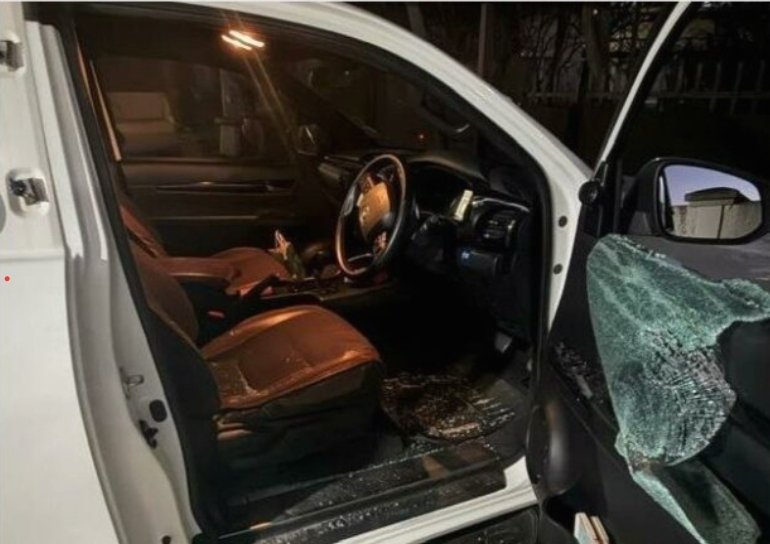 RiseAgainstEvil's tweet photo. A woman was murdered this morning (Friday 14 August 2026) in a cold-blooded rock-throwing attack on the R24 freeway near Bedfordview, east of Johannesburg.

At approximately 07:38, while driving eastbound on the R24 just before the Gillooly’s Interchange, a large rock was deliberately hurled from the Concord Road Bridge (some reports also refer to it as the Van Der Linde Bridge) straight onto her vehicle. The rock smashed clean through her windscreen, striking her in the head and causing catastrophic head injuries.

She lost control of the car instantly and crashed into the road barriers. She was certified dead at the scene.

This is not an accident. This is premeditated murder by cowards standing on a bridge, selecting a random motorist, and dropping a heavy rock from height specifically to kill or maim. 

The rock ended up on the passenger-side floor mat, blood sprayed across the dashboard, door, and interior. 

These bridge attacks keep happening because the ANC-run state has zero control, zero will, and zero consequences for the scum who treat South Africans as target practice from overpasses. Same bridges, same method, same predictable outcome. Another family destroyed while the government pretends it’s just “crime.”