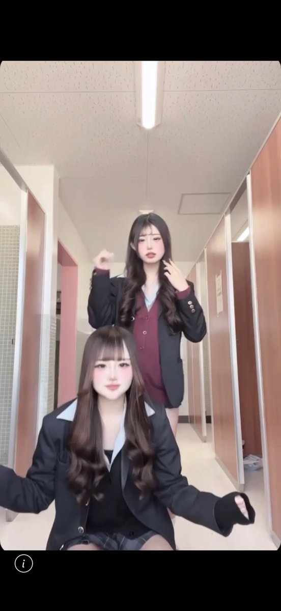 torrisakasa's tweet photo. またすぐ凍結すると思うので
明日までに10人に売れ次第終了とします。
極レア【★★★★☆】未出品

・ゆら　tiktok下書き(生パン)
4本set ¥3,000-

DMで先着順
売り切れ次第DM閉じます。
#逆さ
#jk
#未出
#ゆら
#tiktoker
#paypay https://t.co/d9U38S0m4t