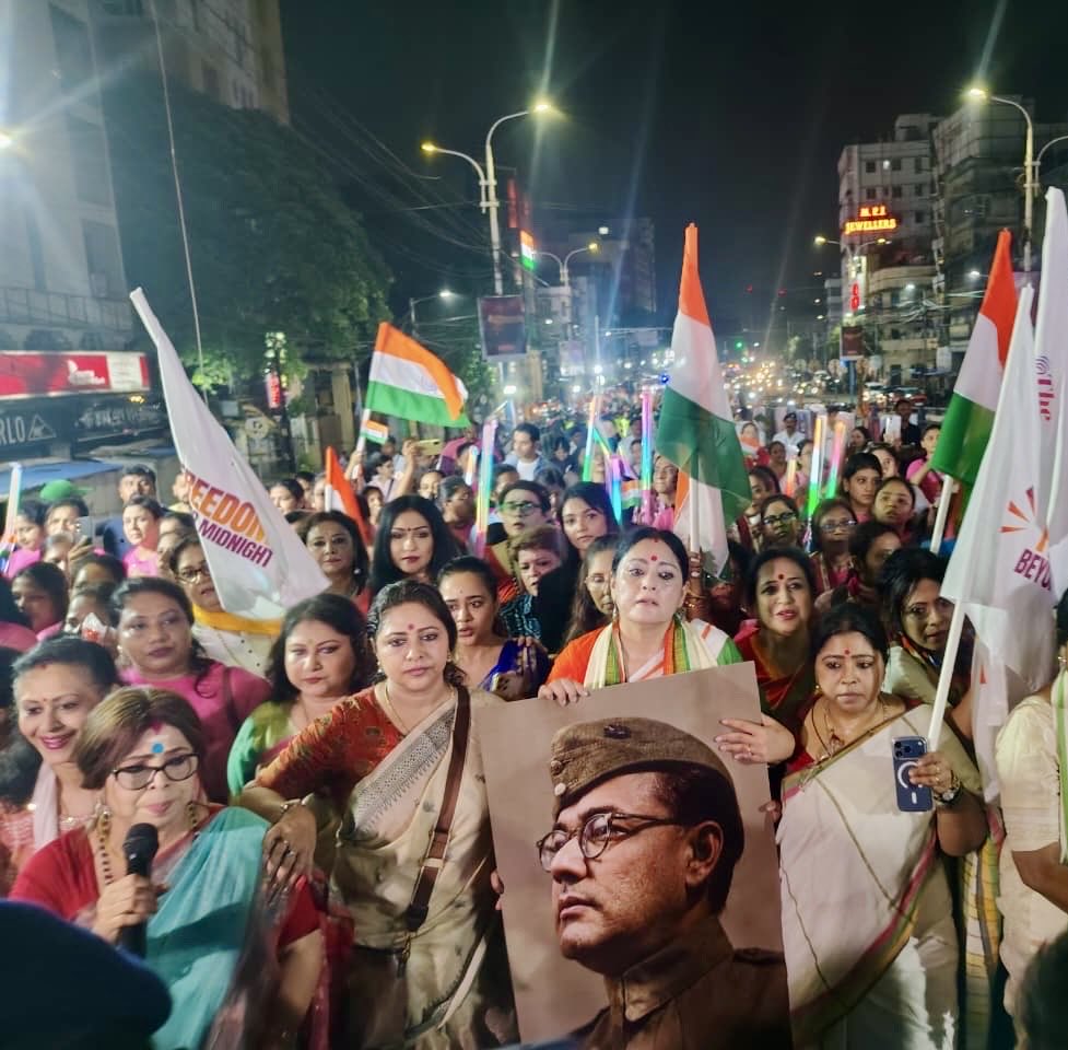 keyakahe's tweet photo. Participated in reclaim the Night led by Hon'ble Minister Smt @paulagnimitra1. https://t.co/dpdVbCmcAt