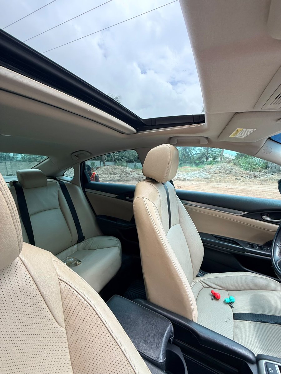 EnnisonNat's tweet photo. @areyouagodd 2017 civic touring 1.5
No hidden faults 
everything neat and clean
 Hot for ghc163k https://t.co/VccWxhpQKj